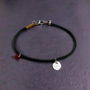 Home pulsera verde coral rojo y plata